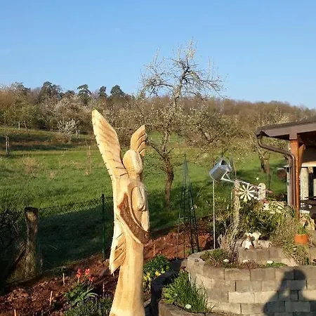 Gaestezimmer In Traumhafter Lage Neben Der Kurstadt Oberthulba