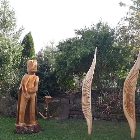 Gaestezimmer In Traumhafter Lage Neben Der Kurstadt Homestay szállás *