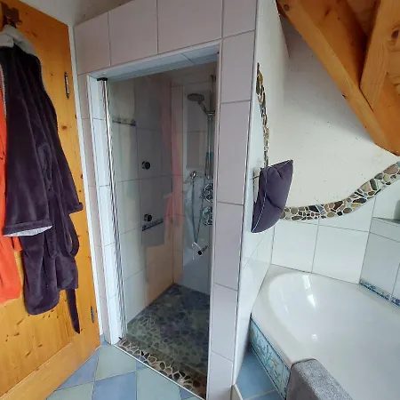 Gaestezimmer In Traumhafter Lage Neben Der Kurstadt